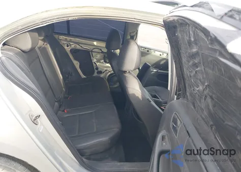 2011 Volkswagen Jetta 2.5L Se z USA, uszkodzony, nr VIN 3VWDX7AJ9BM338300